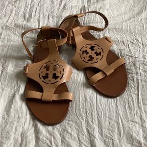 Leather tan sandals